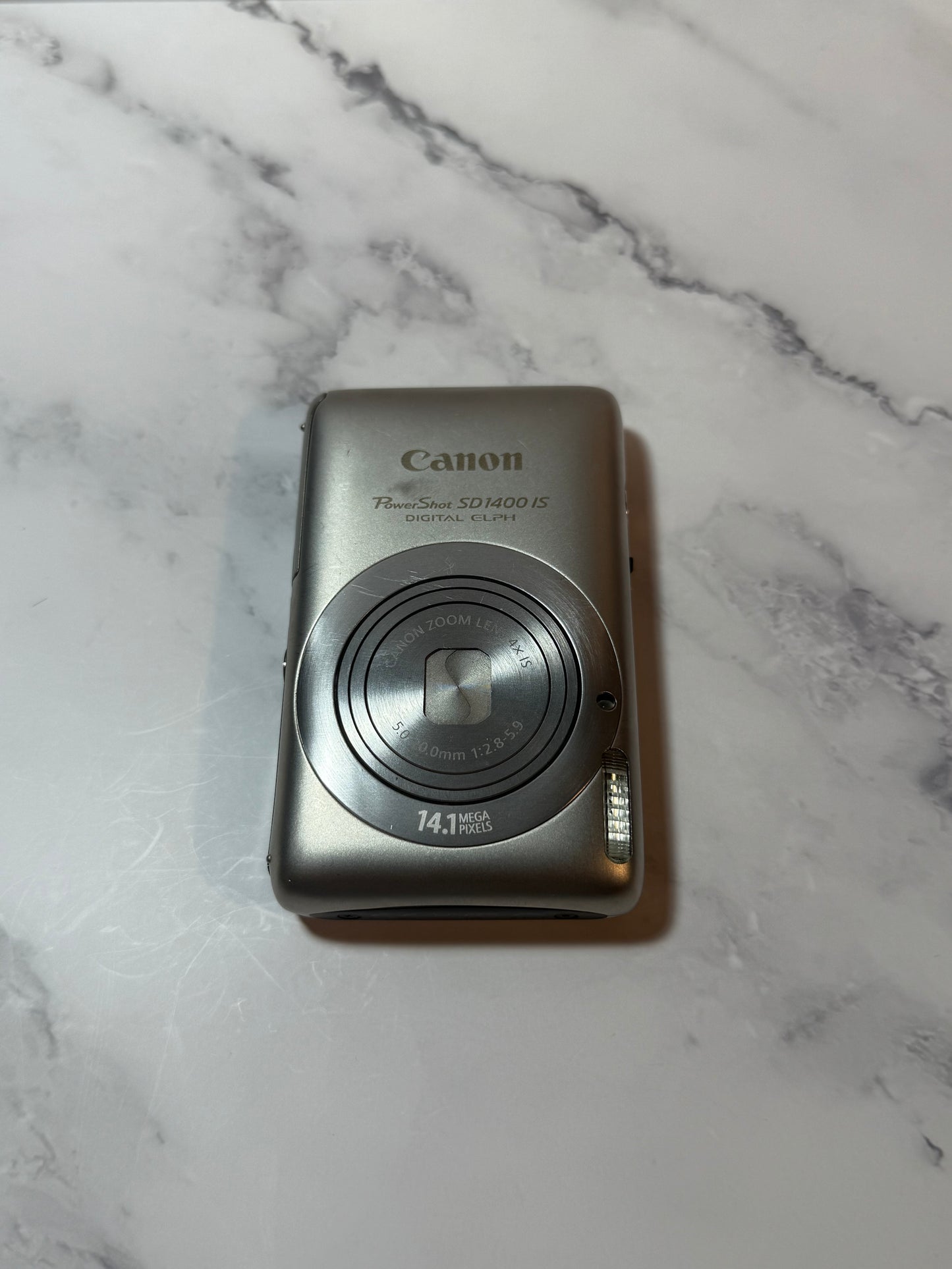 Canon PowerShot Digital SD1400 IS （IXUS130） IS Camera